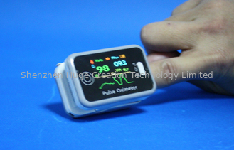 China Sensor sem fio do oxímetro do pulso do dedo de  para o infante fornecedor